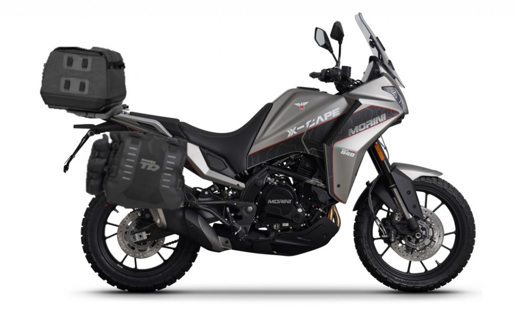 Set of SHAD TERRA TR40 adventure saddlebags and SHAD TERRA rear bag TR50, including mounting kit SHAD MOTO MORINI X-CAPE 649