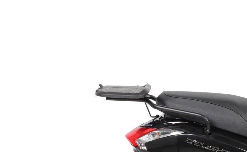 Top Master fitting kit SHAD Y0DL17ST for YAMAHA D'elight 125 2017-2026