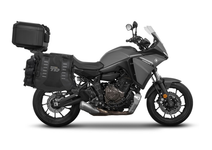 Set of SHAD TERRA TR40 adventure saddlebags and SHAD TERRA aluminium top case TR55 PURE BLACK, including mounting kit SHAD YAMAHA TRACER 700 / TRACER 7