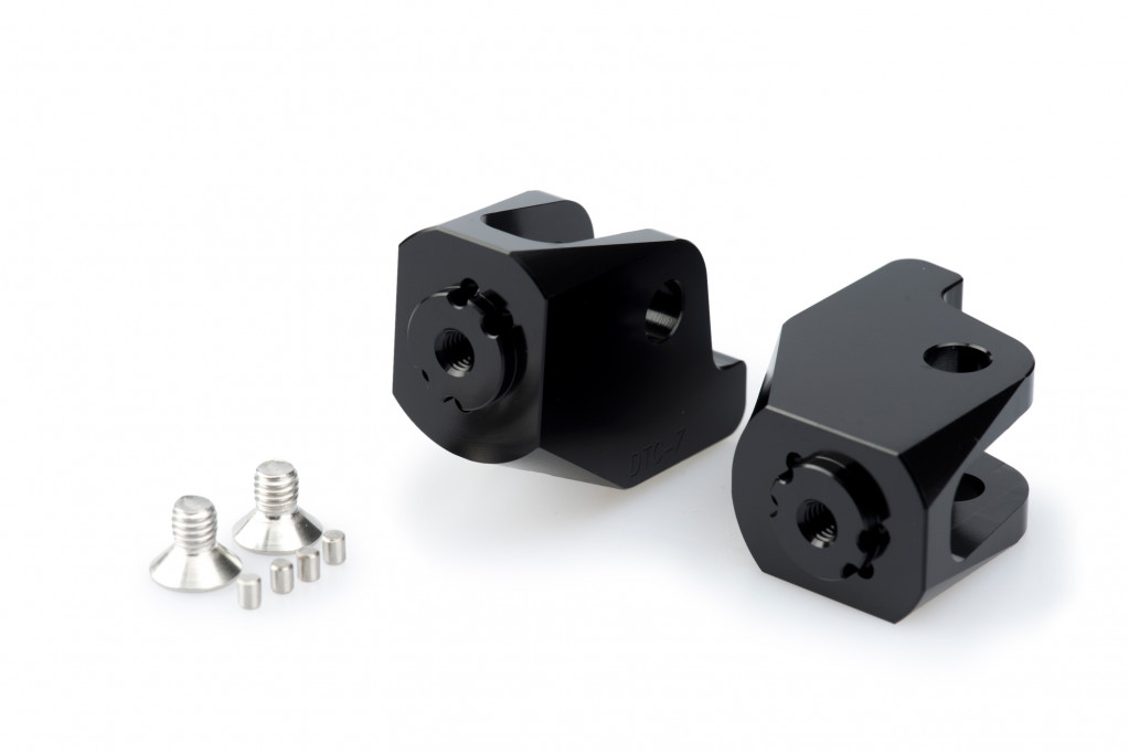 Footpeg adapters PUIG 20246N Crni