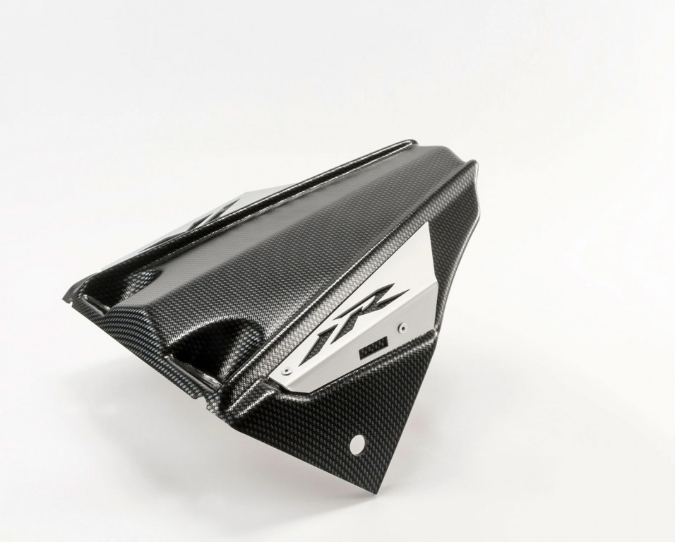 Stražnji blatobran PUIG R 7688C carbon look