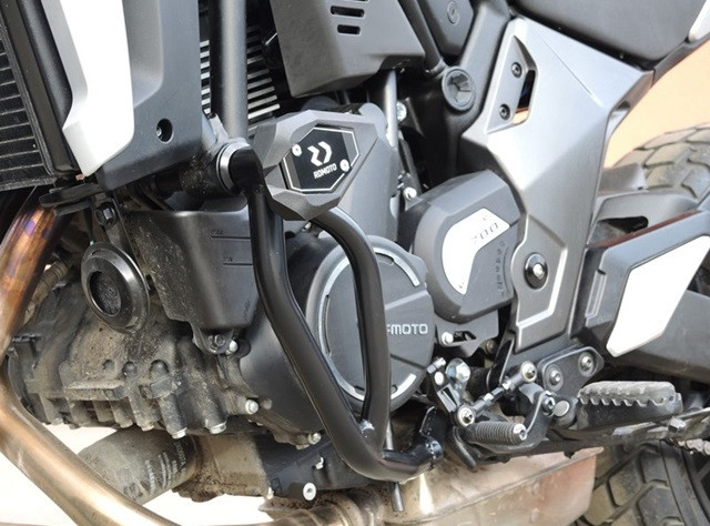 Engine guards RDMOTO CF159KDSL01K Crni (with protectors)