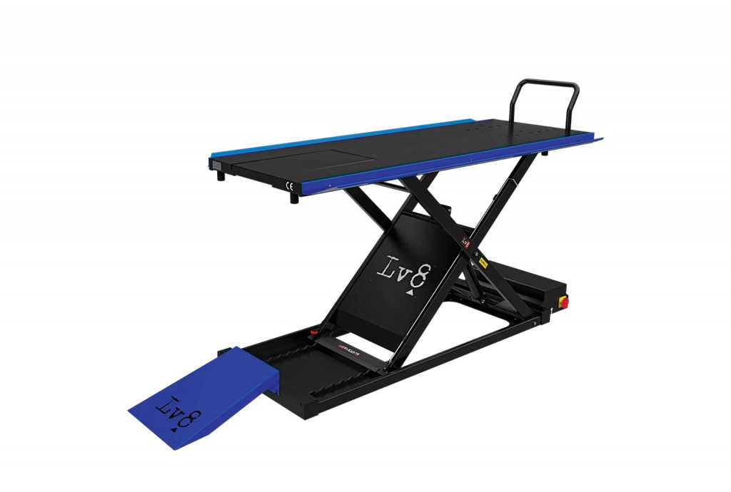 Motorcycle lift LV8 GOLDRAKE 600C FLOOR VERSION EG600CE.B with electro-hydraulic unit (black and blue RAL 5005)