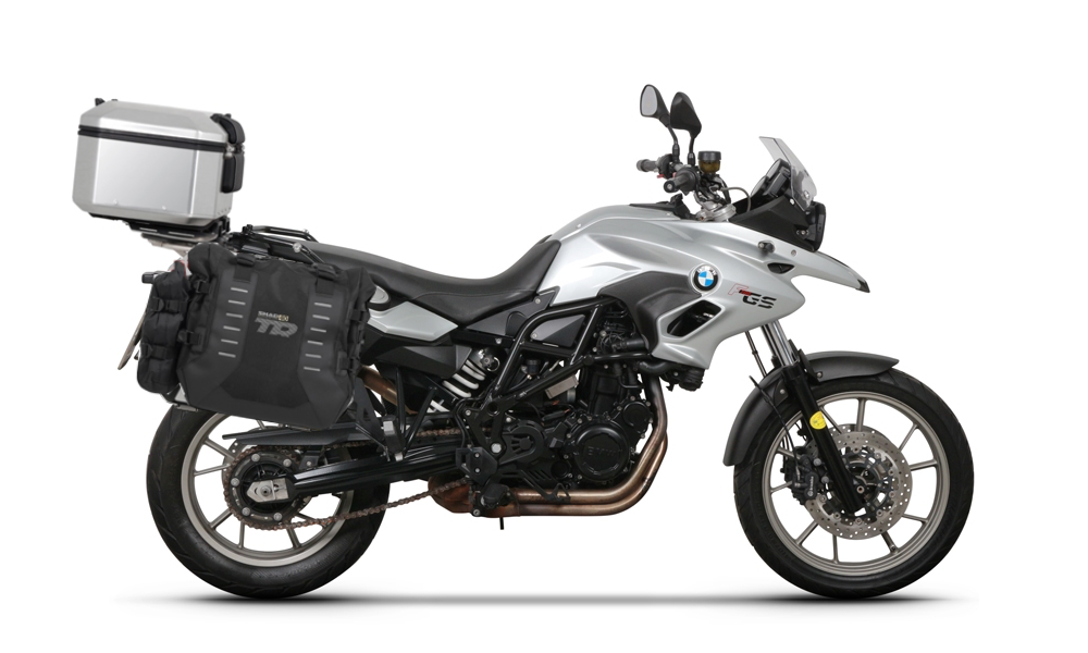 Complete set of SHAD TERRA TR40 adventure saddlebags and SHAD TERRA aluminium 48L topcase, including mounting kit SHAD BMW F 650 GS / F 700 GS/ F 800 GS (2008 - 2018)