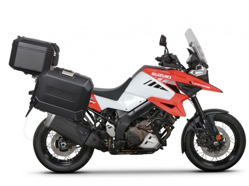 Set aluminijastih kofera sa nosači i pločo SHAD TERRA BLACK, 37L stražnji kofer in 47L bočni koferi SHAD SUZUKI DL 1000 V-Strom