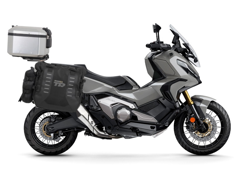 Complete set of SHAD TERRA TR40 adventure saddlebags and SHAD TERRA aluminium 48L topcase, including mounting kit SHAD SUZUKI DL 1000 V-Strom/ DL 1050 V-Strom