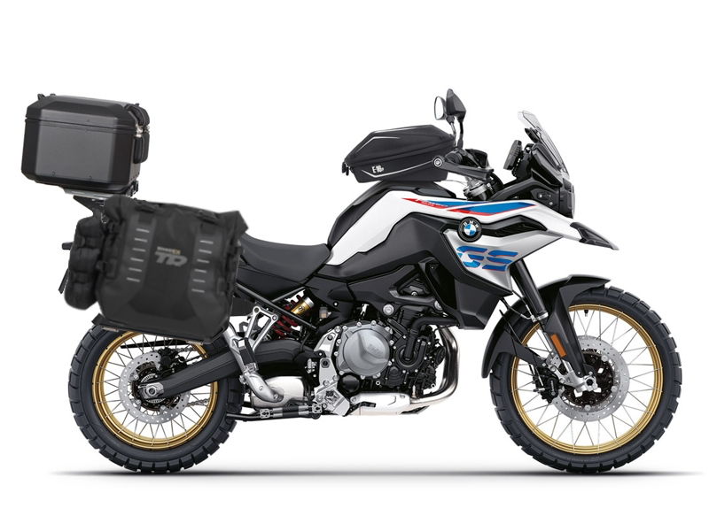 Complete set of SHAD TERRA TR40 adventure saddlebags and SHAD TERRA BLACK aluminium 48L topcase, including mounting kit SHAD BMW F750 GS / F850 GS