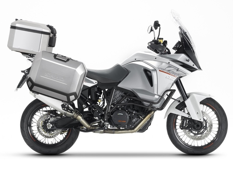 Set aluminijastih kofera sa nosači in pločo SHAD TERRA, 37L stražnji kofer in 36L/47L bočni koferi SHAD KTM Adventure 1090, 1190,  Super Adventure 1290 (R, S)