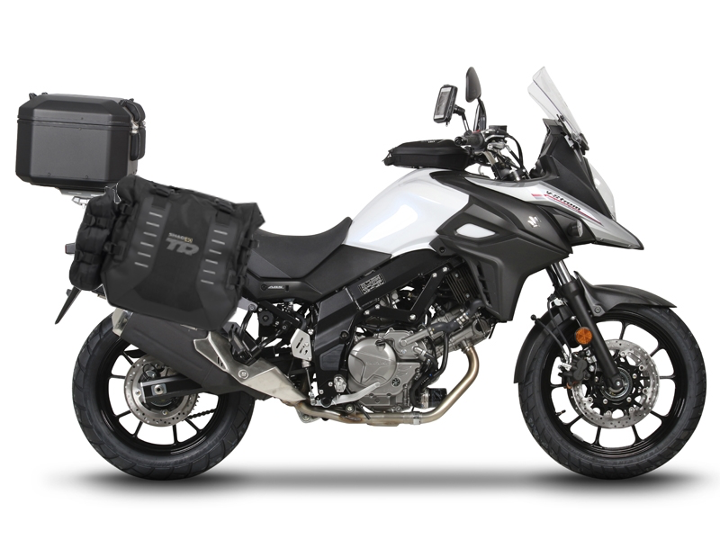 Complete set of SHAD TERRA TR40 adventure saddlebags and SHAD TERRA BLACK aluminium 37L topcase, including mounting kit SHAD SUZUKI DL 650 V-Strom