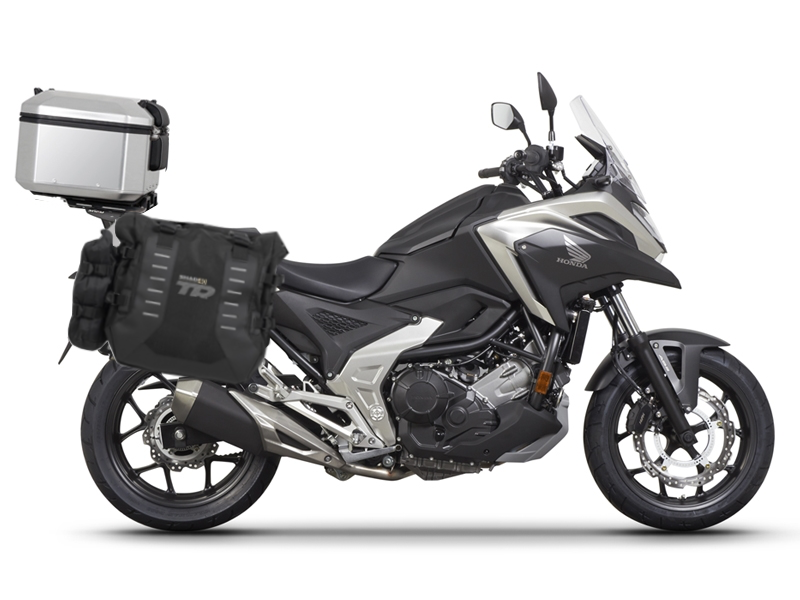 Complete set of SHAD TERRA TR40 adventure saddlebags and SHAD TERRA aluminium 55L topcase, including mounting kit SHAD HONDA NX 750 X 2021-