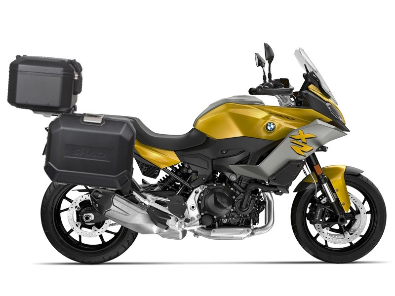 Set aluminijastih kofera sa nosači i pločo SHAD TERRA BLACK, 37L stražnji kofer in 36L bočni koferi SHAD BMW F 900 XR