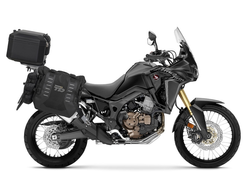 Complete set of SHAD TERRA TR40 adventure saddlebags and SHAD TERRA BLACK aluminium 37L topcase, including mounting kit SHAD HONDA CRF 1000 Africa Twin