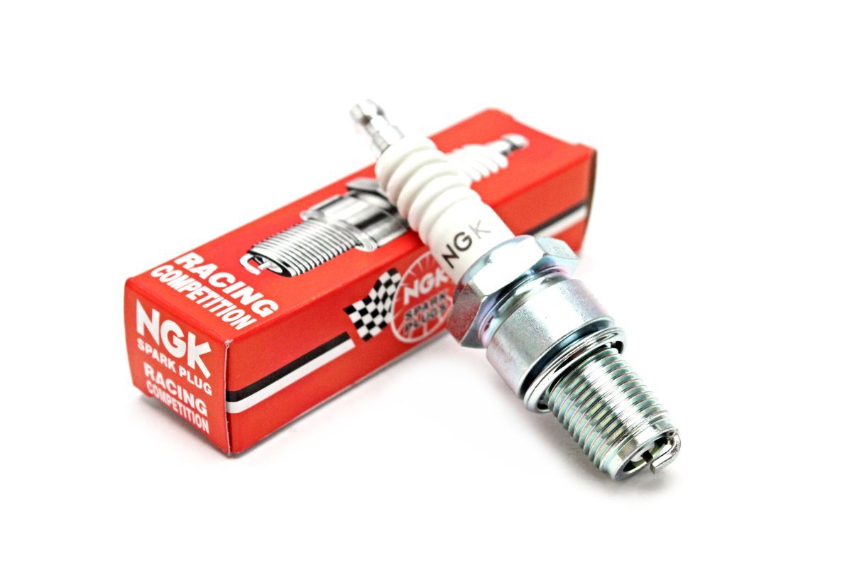 Svjećica NGK R2349-9 Racing